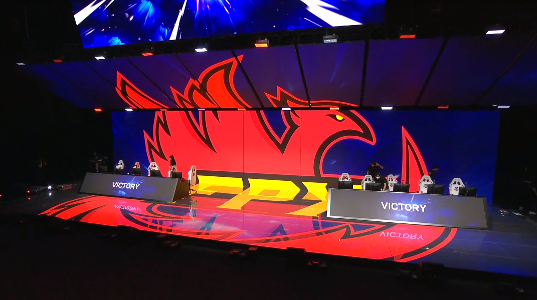 YABO-Doinb巅峰对决，莎拉波娃与60激战TES分钟，比分优势明显胜负难料！的简单介绍